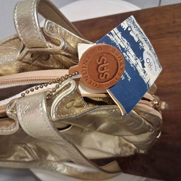 SAS Gold Shoulder Bag Metallic Hobo Design - Picture 7 of 11